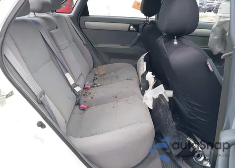 2008 Suzuki Forenza Convenience/Popular/ из США, поврежденный, VIN KL5JD56Z48K971293